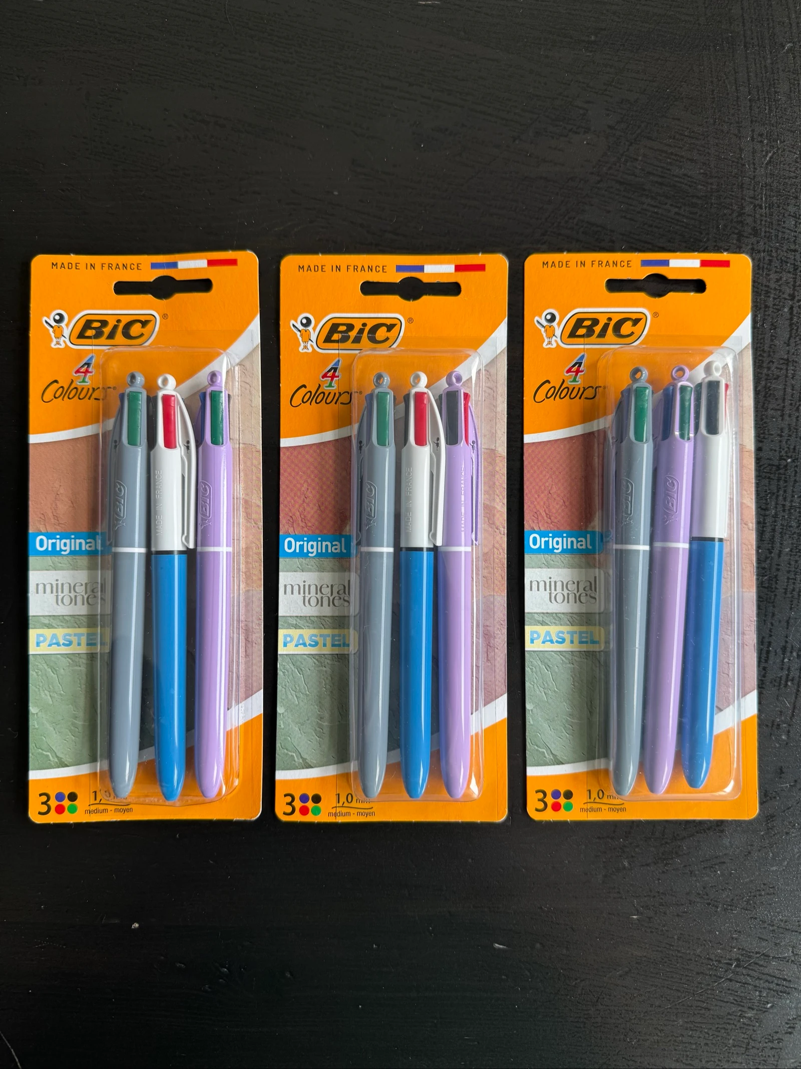 9 stylos bille 4 couleurs bic